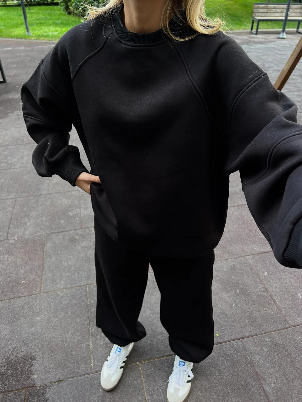 Damer avslappnad sweatshirt och vida byxor set Eva Jonsson-Eva Jonsson