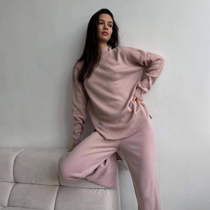 Damer avslappnad sweatshirt-set med hög krage och elegant snitt Mirla-Eva Jonsson