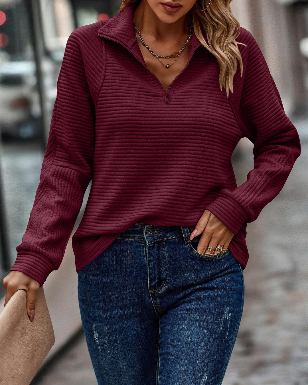 Damer avslappnad sweatshirtjacka med uppdragen krage och strukturmönster Eva Jonsson-Eva Jonsson