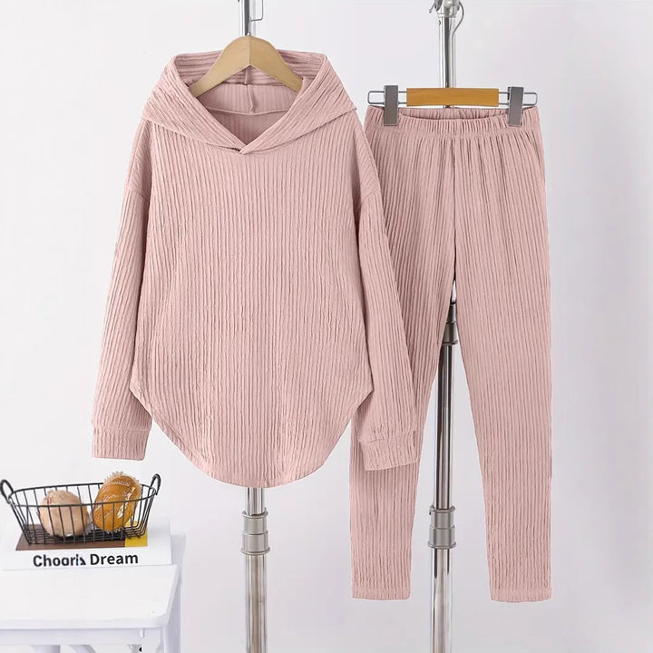 Damer avslappnad sweatskjorta och byxor set med strukturerad design Mirla-Eva Jonsson