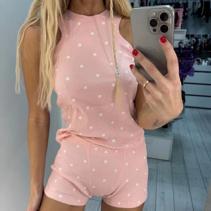 Damer avslappnad tank-topp och shorts set med lekfullt mönster Mirla-Eva Jonsson
