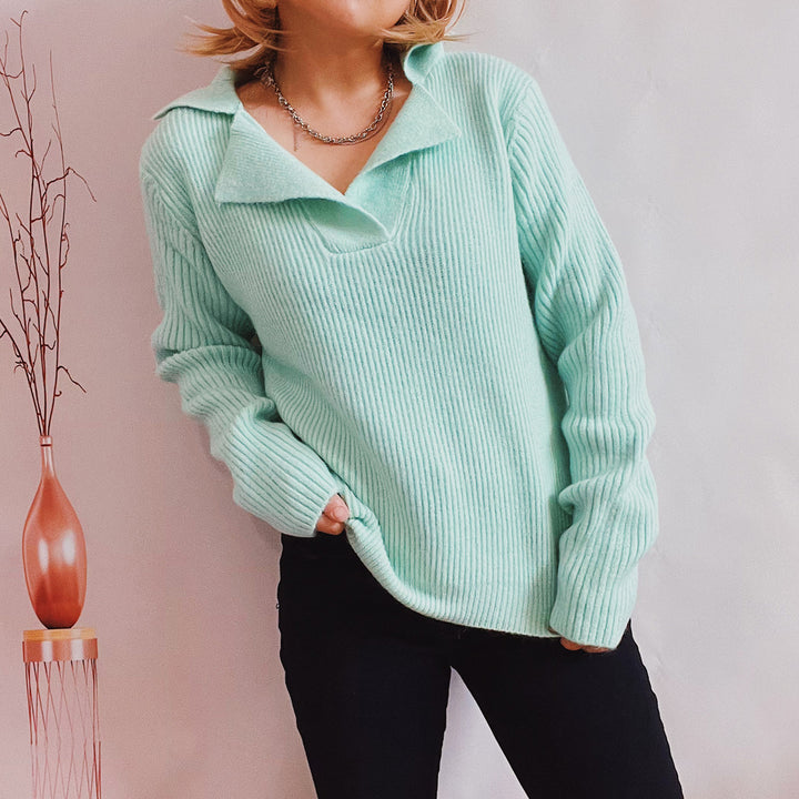 Damer avslappnad tröja med modern ribbdesign Mirla-Eva Jonsson