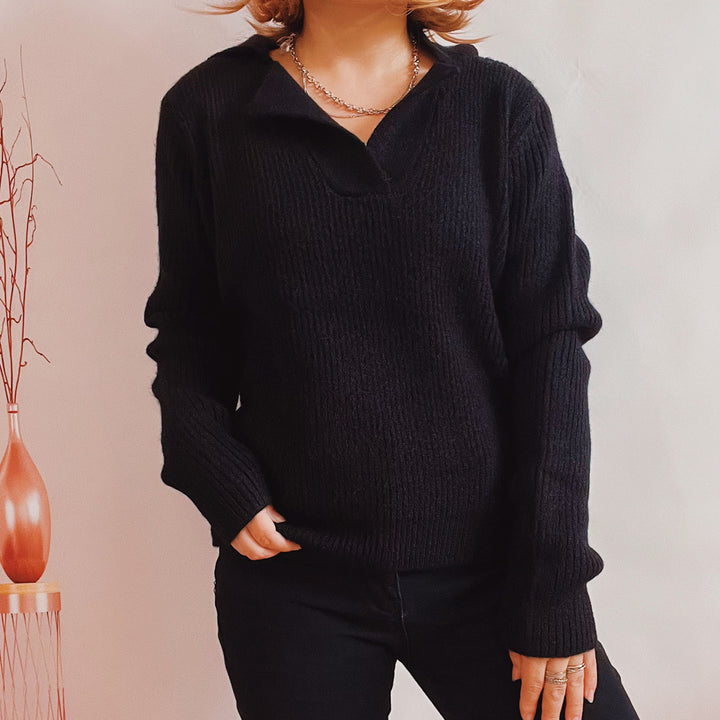 Damer avslappnad tröja med modern ribbdesign Mirla-Eva Jonsson