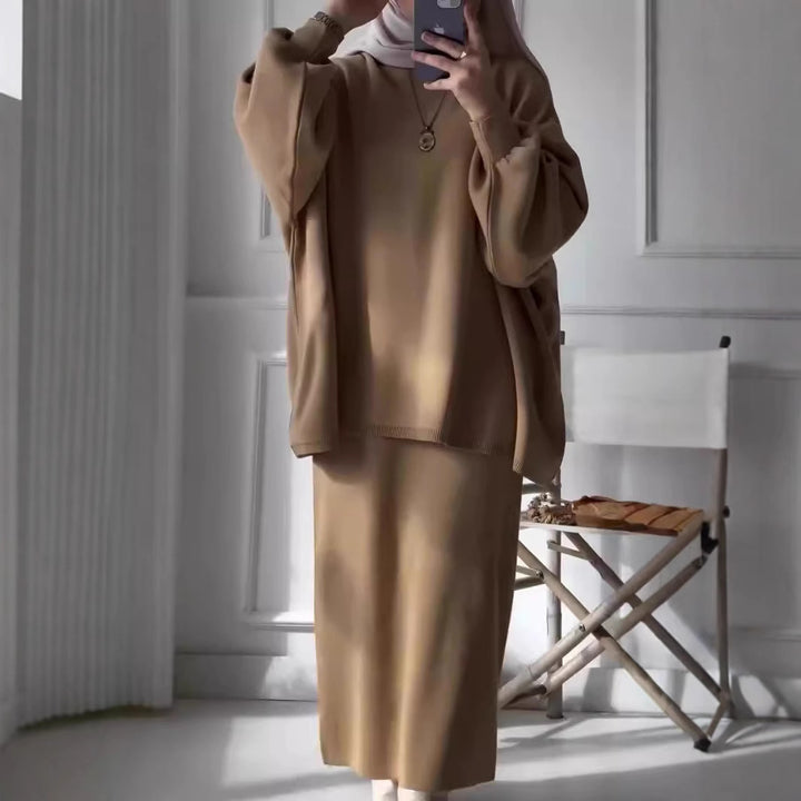 Damer avslappnad tvådelad klädset med vid passform och eleganta puffärmar Eva Jonsson-Eva Jonsson
