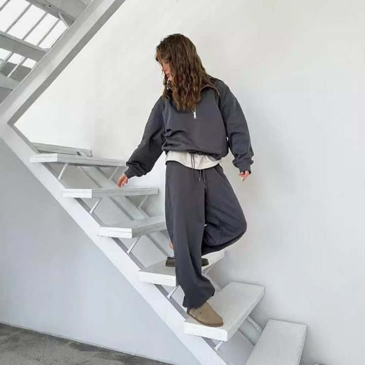 Damer avslappnad zip-hoodie med vida ärmar Mirla-Eva Jonsson
