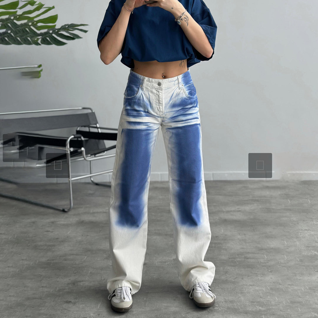 Damer avslappnade vida jeans med färgövergång Mirla-Eva Jonsson