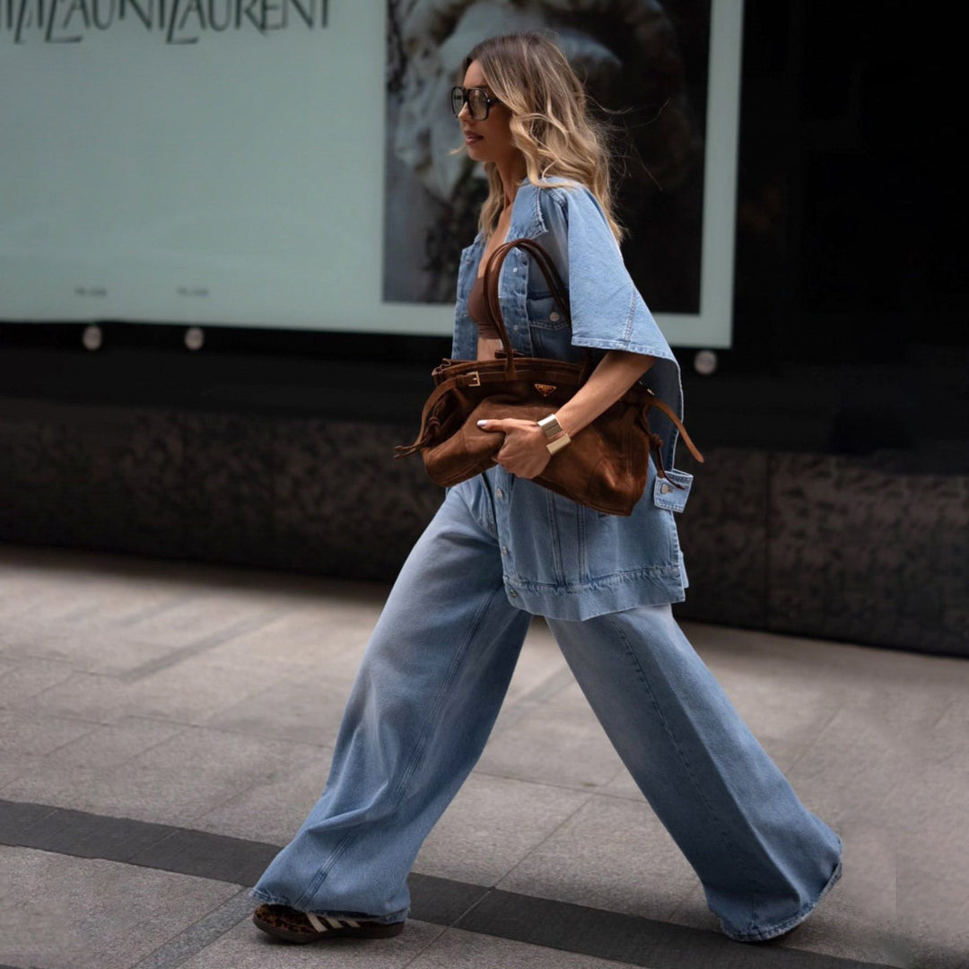 Damer avslappnade, vida jeans med fashionabla cut-out-detaljer Mirla-Eva Jonsson