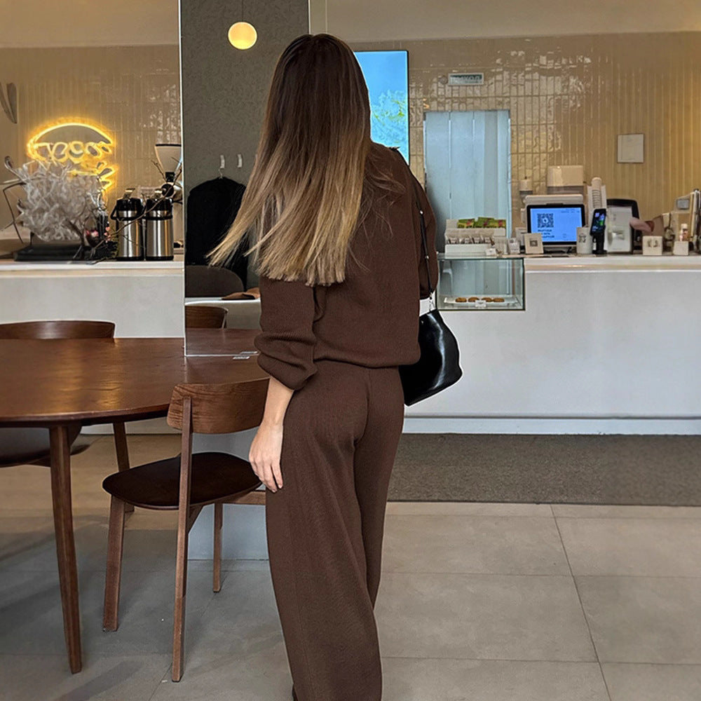 Damer avslappnande stickad ensemble Mirla-Eva Jonsson