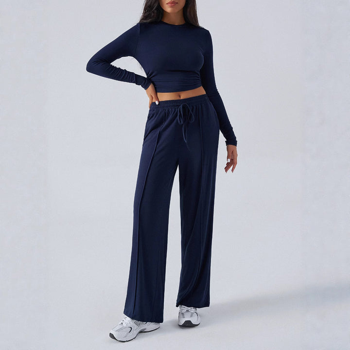 Damer avslappnat Lounge-set med långärmad cropped topp och bred midja Mirla-Eva Jonsson