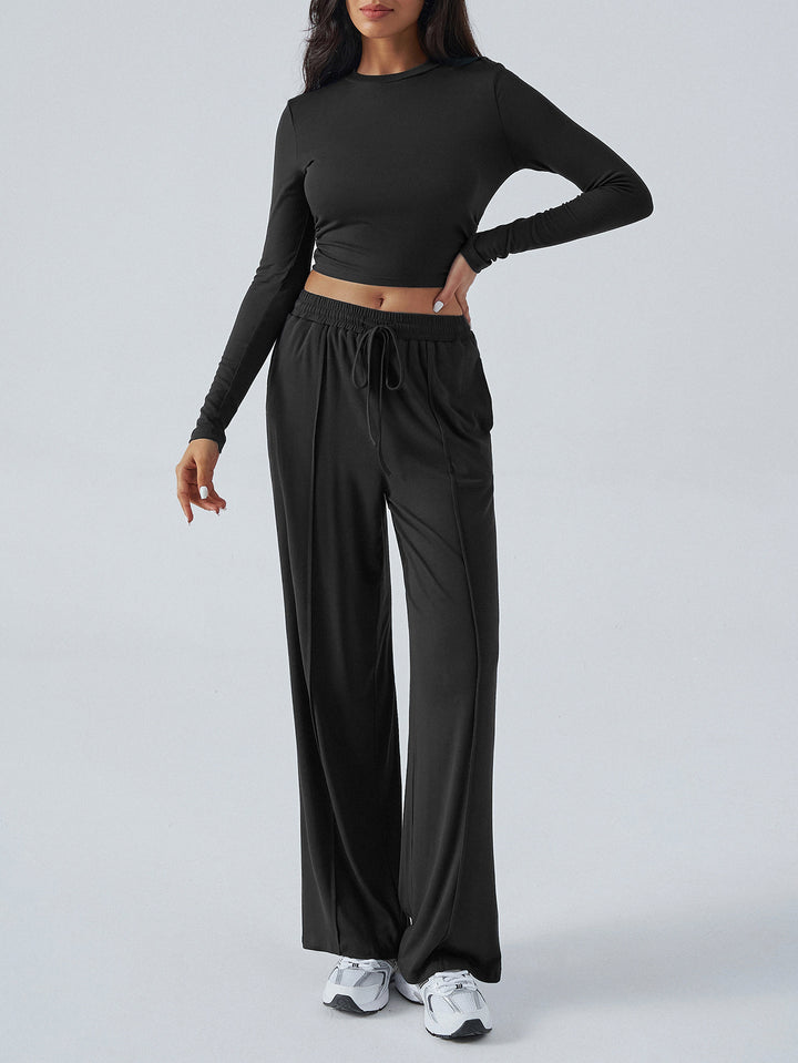 Damer avslappnat Lounge-set med långärmad cropped topp och bred midja Mirla-Eva Jonsson