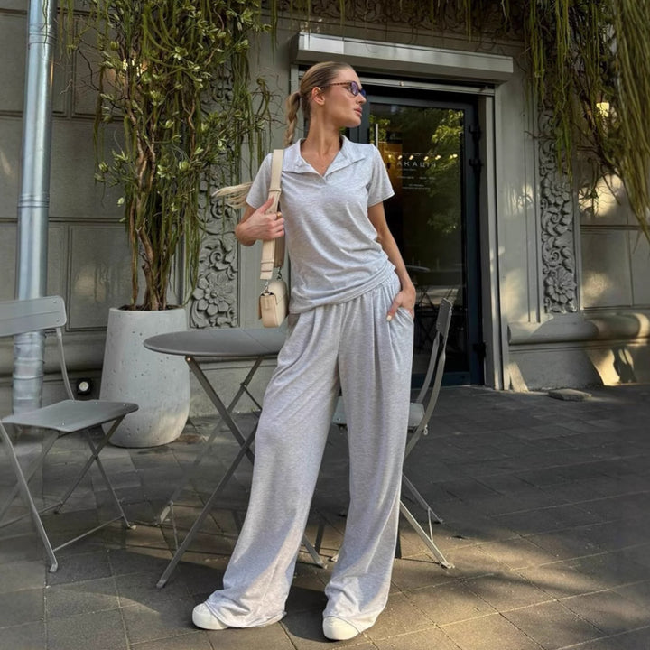 Damer avslappnat lounge-set med cropped topp och vida byxor Eva Jonsson-Eva Jonsson