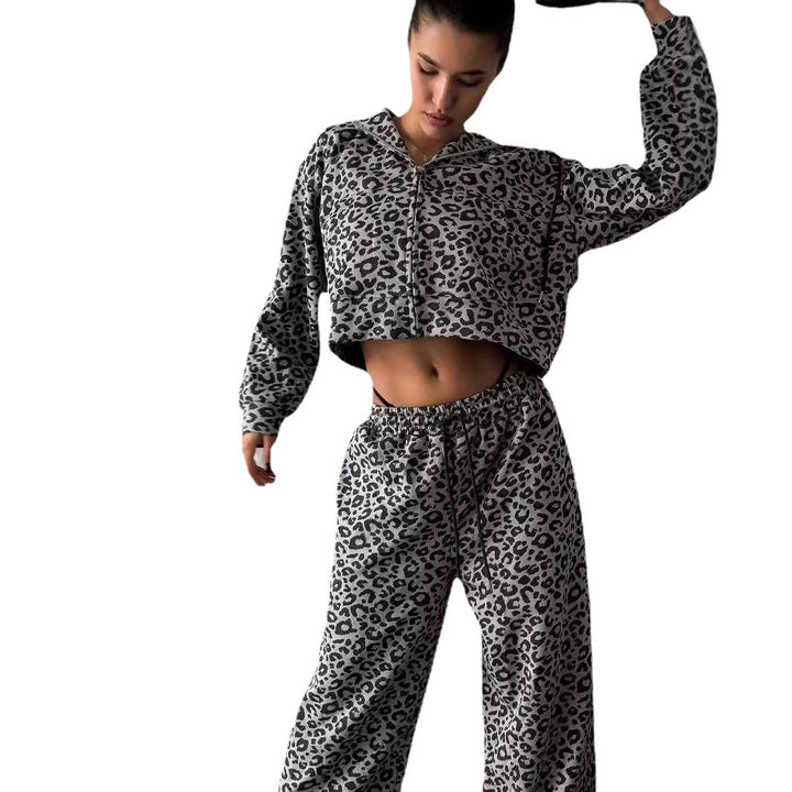 Damer avslappnat oversized fritidsset med djurtryck Mirla-Eva Jonsson