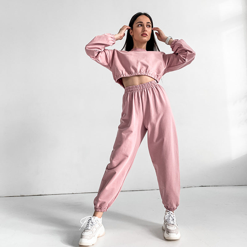 Damer avslappnat set med elastisk midja och cropped jacka Mirla-Eva Jonsson