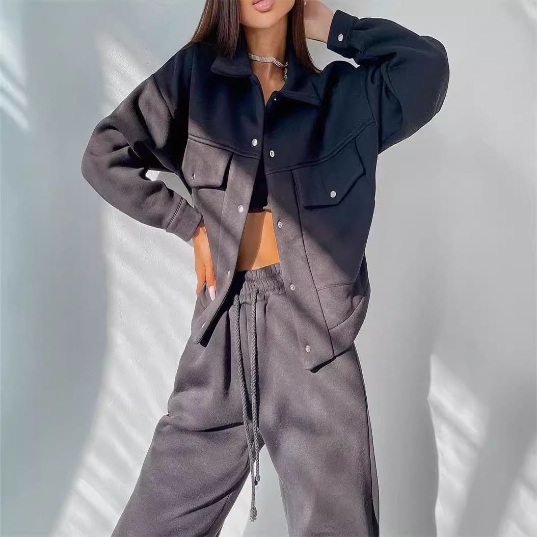 Damer avslappnat set med sweatshirt och joggingsbyxor Mirla-Eva Jonsson