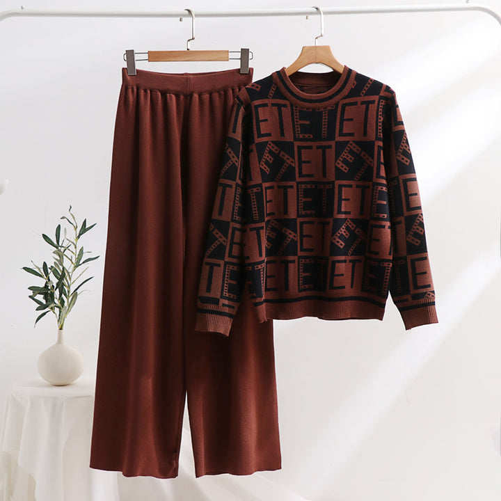 Damer avslappnat stickat loungewear-set med grafiskt mönster och lös passform Mirla-Eva Jonsson