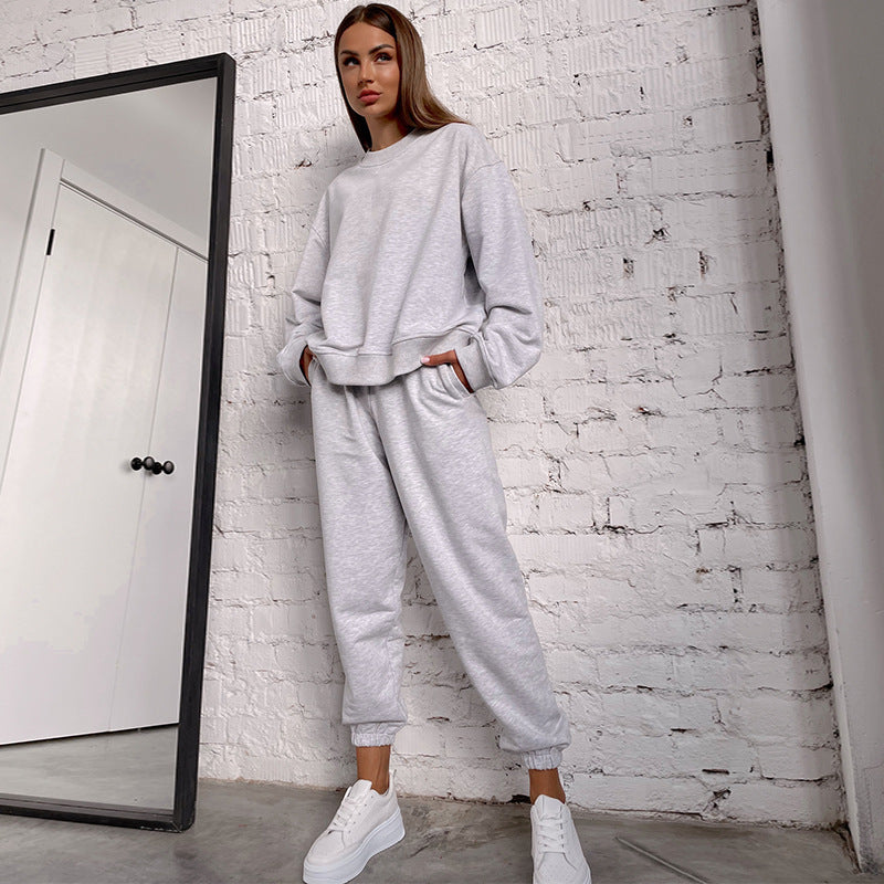 Damer avslappnat sweatpants-set med hög midja och breda ärmar Mirla-Eva Jonsson