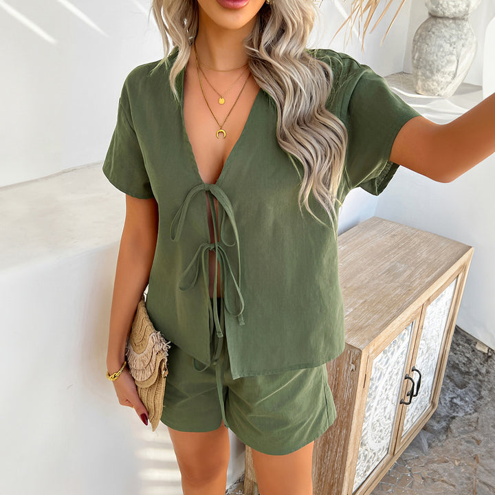 Damer avslappnat tvådelat set med lös blus och shorts Mirla-Eva Jonsson