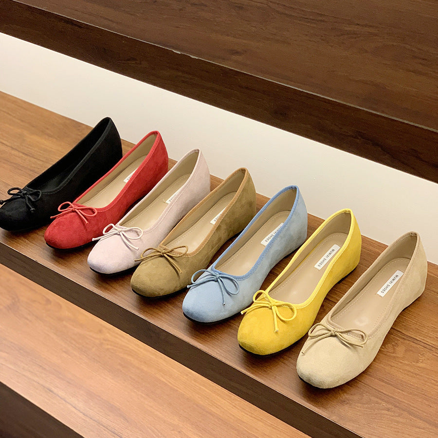 Damer ballerinaskor med raffinerad rosettaccent Mirla-Eva Jonsson