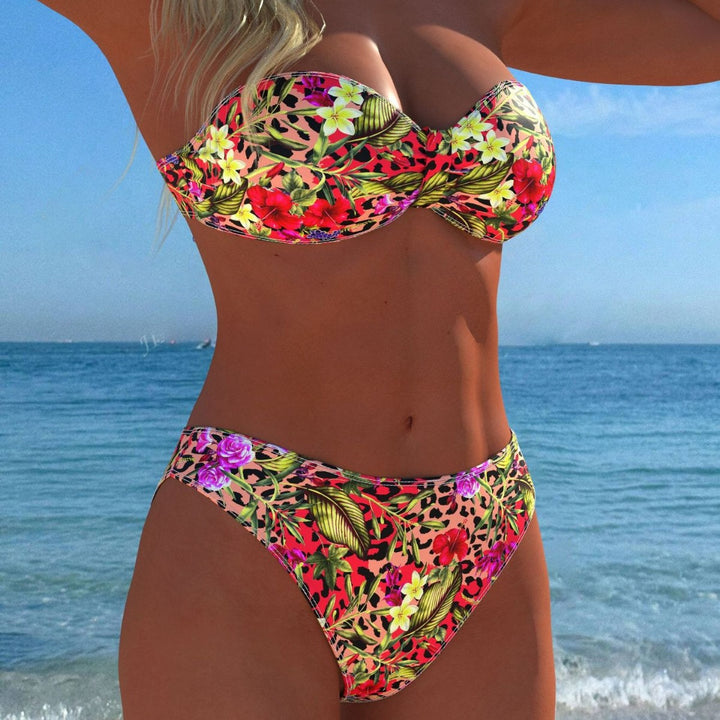 Damer bandeau-bikini med blommönster och hög skärning-Eva Jonsson