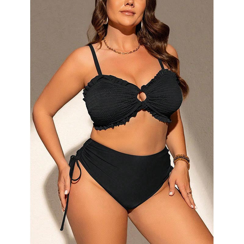 Damer bandeau-bikini med volangdetaljer och justerbara axelband Mirla-Eva Jonsson