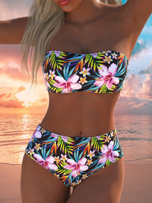 Damer bandeau-bikini-set med högskurna trosor och tropiskt blommönster Mirla-Eva Jonsson