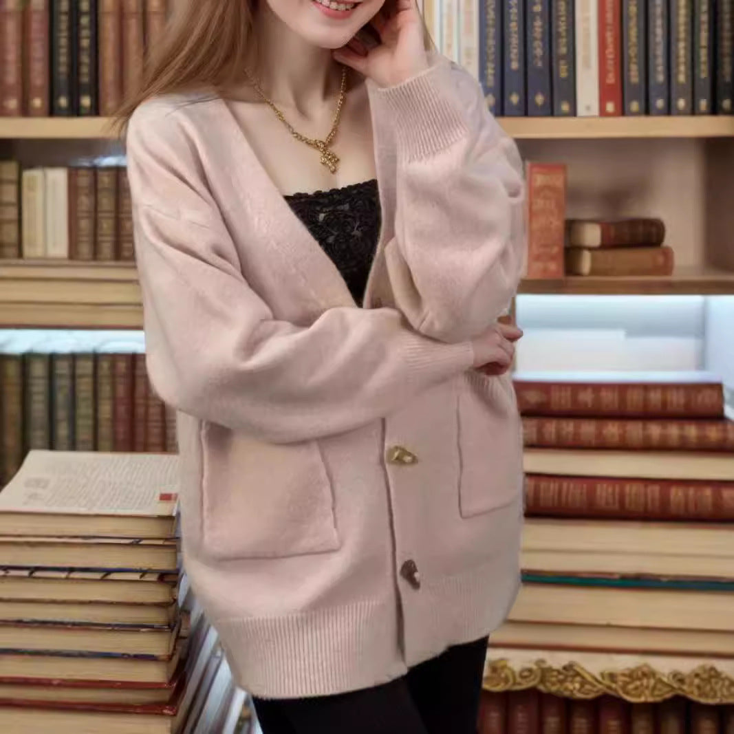 Damer bekväm Knitwear Cardigan med stora fickor och högkvalitativa knappdetaljer Mirla-Eva Jonsson