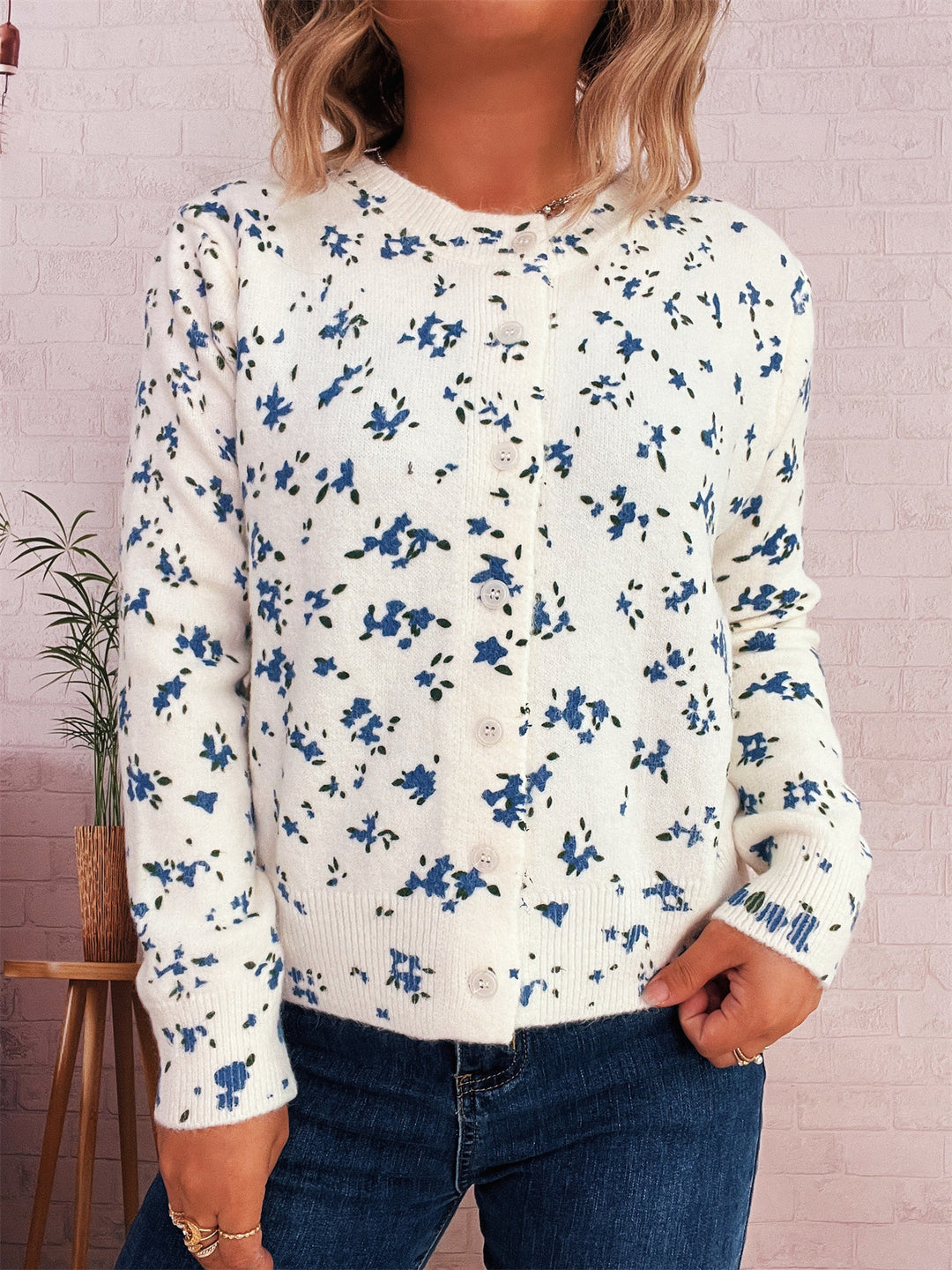 Damer bekväm cardigan med blommönster och knäppning Mirla-Eva Jonsson