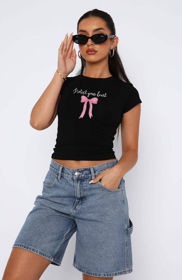 Damer bekväm crop top med modernt tryck Mirla-Eva Jonsson