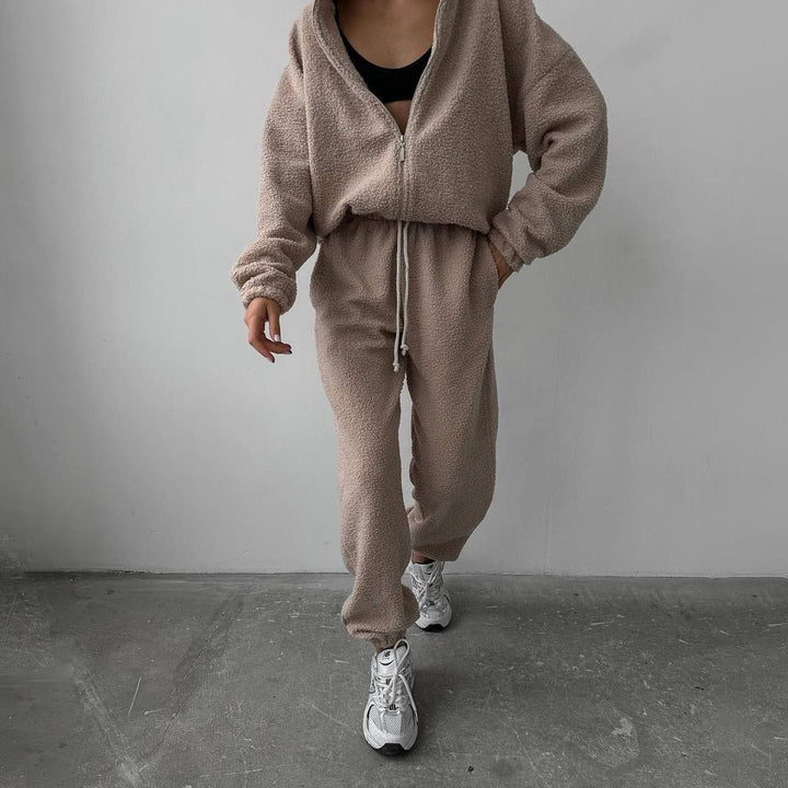 Damer bekväm fleece-hoodie med elastiska mudd och matchande joggingbyxor Mirla-Eva Jonsson