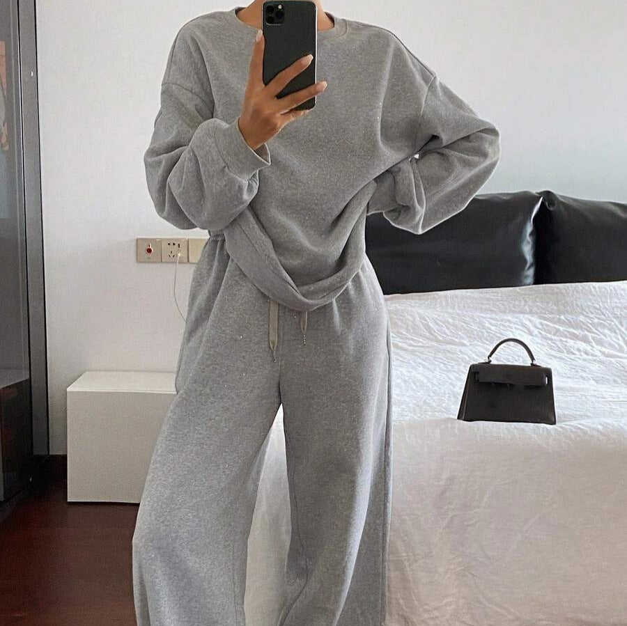 Damer bekväm fleece lounge set med lös passform Mirla-Eva Jonsson