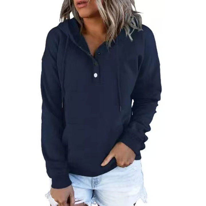 Damer bekväm hoodie med knapplist och känguruficka Mirla-Eva Jonsson