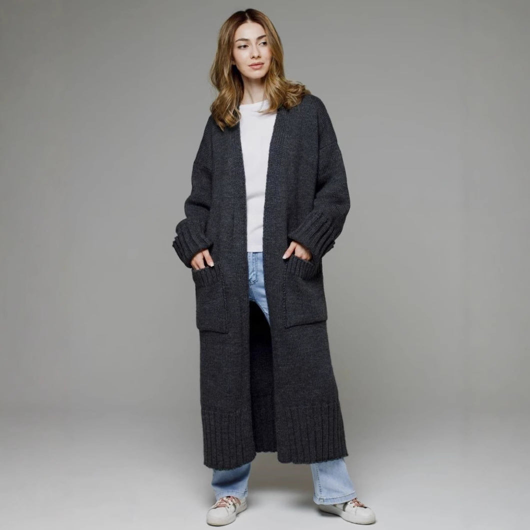 Damer bekväm lång stickad cardigan med fickor och breda ärmar Mirla-Eva Jonsson