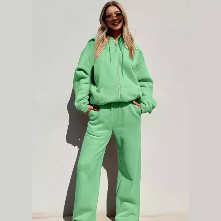 Damer bekväm och stilfull loungewear-dräkt med zipbar hoodie och vida ben Mirla-Eva Jonsson