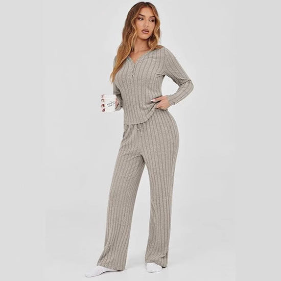 Damer bekväm pyjamas-set med långärmad överdel och vida byxor Mirla-Eva Jonsson