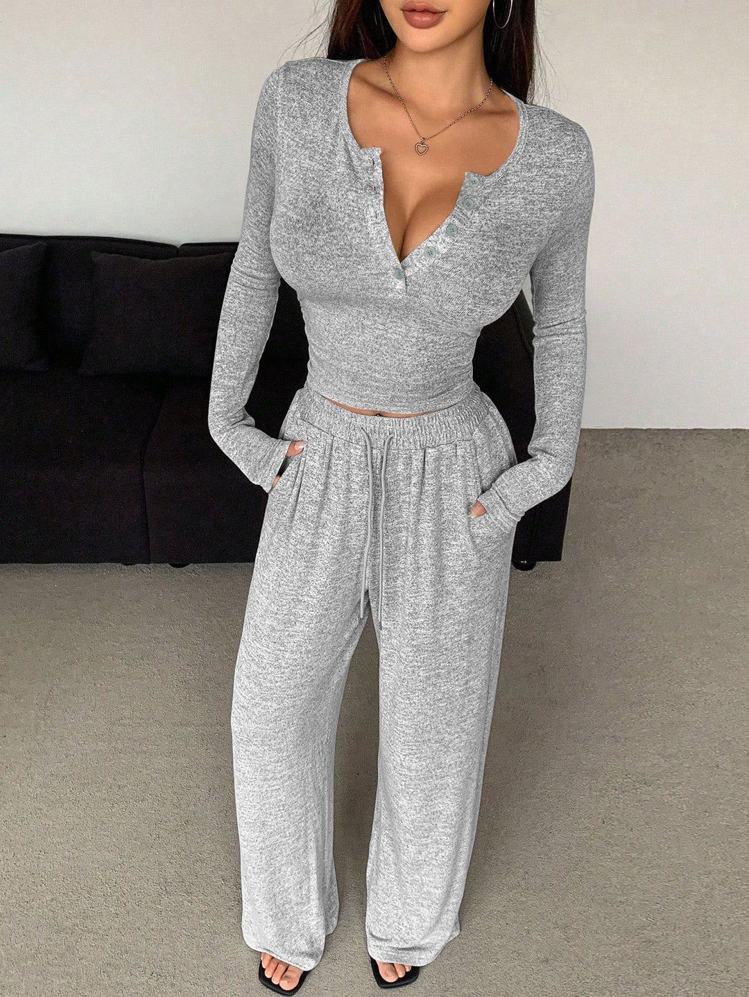 Damer bekväm ribbstickad loungewear med knappslå Mirla-Eva Jonsson