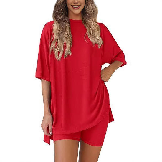 Damer bekväm sport-loungewear-kombination med oversized T-shirt och shorts Eva Jonsson-Eva Jonsson