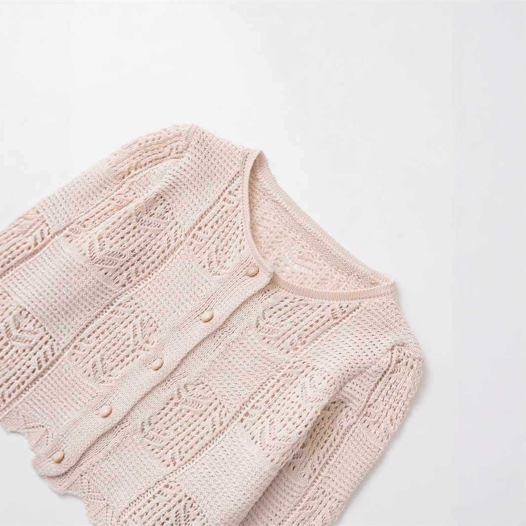 Damer bekväm stickad cardigan med dekorativa knappar och trendig volangdesign Mirla-Eva Jonsson
