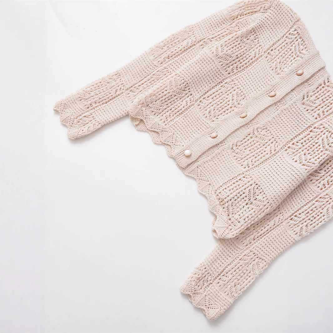 Damer bekväm stickad cardigan med dekorativa knappar och trendig volangdesign Mirla-Eva Jonsson
