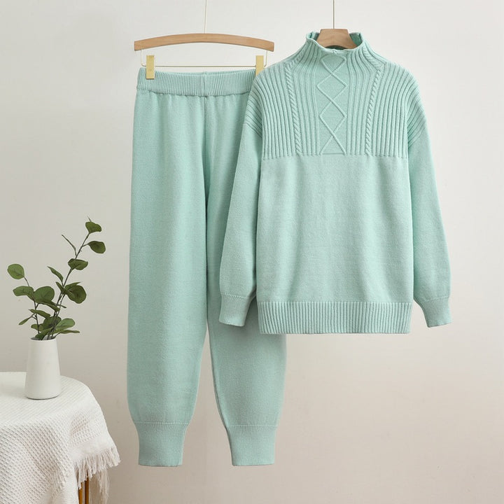 Damer bekväm stickad loungewear-set med hög krage och ribbad struktur Mirla-Eva Jonsson