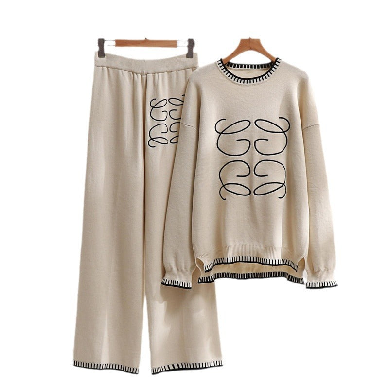 Damer bekväm sweatset med grafisk design och eleganta kontrastdetaljer Mirla-Eva Jonsson