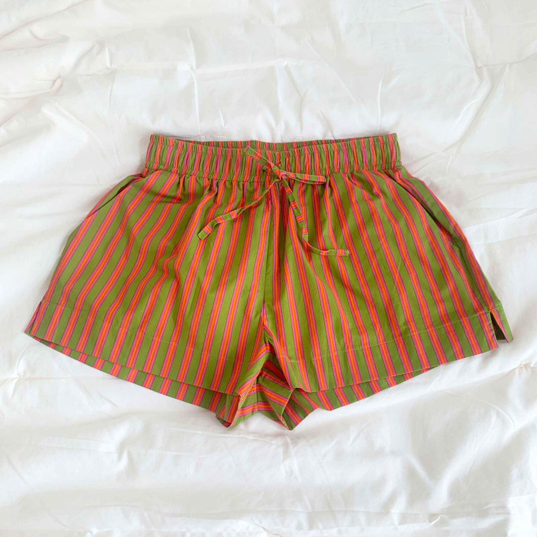 Damer bekväma fritidsshorts med färgglad randig mönster och elastisk midja Mirla-Eva Jonsson