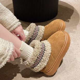 Damer bekväma inneskor med fluffigt foder och trendiga accenter Mirla-Eva Jonsson