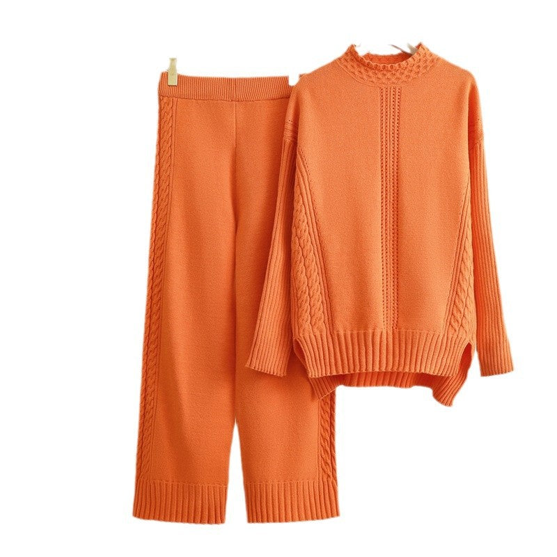 Damer bekväma stickade loungewear-set med höga mudd och dekorativa flätmönster Mirla-Eva Jonsson
