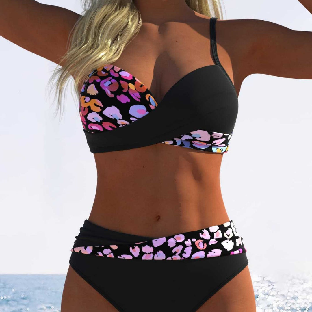 Damer bikini med vadderad överdel och hög midja Mirla-Eva Jonsson