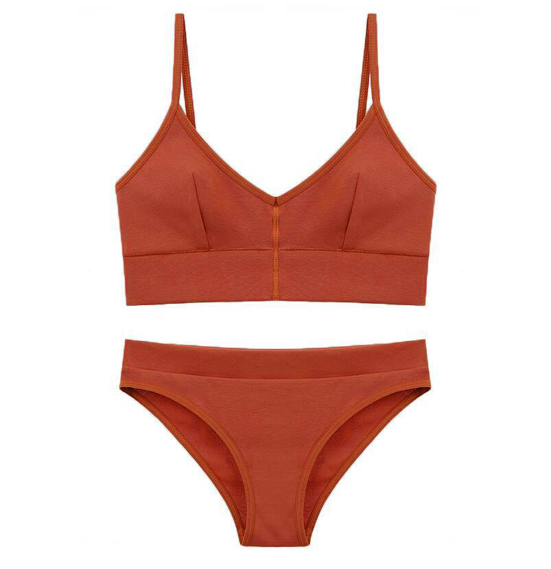 Damer bikini-set med elegant V-ringning och justerbara band Mirla-Eva Jonsson
