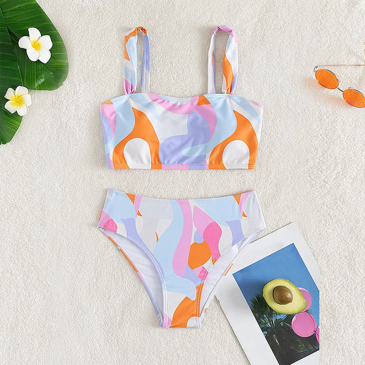 Damer bikini-set med modern geometrisk design Mirla-Eva Jonsson