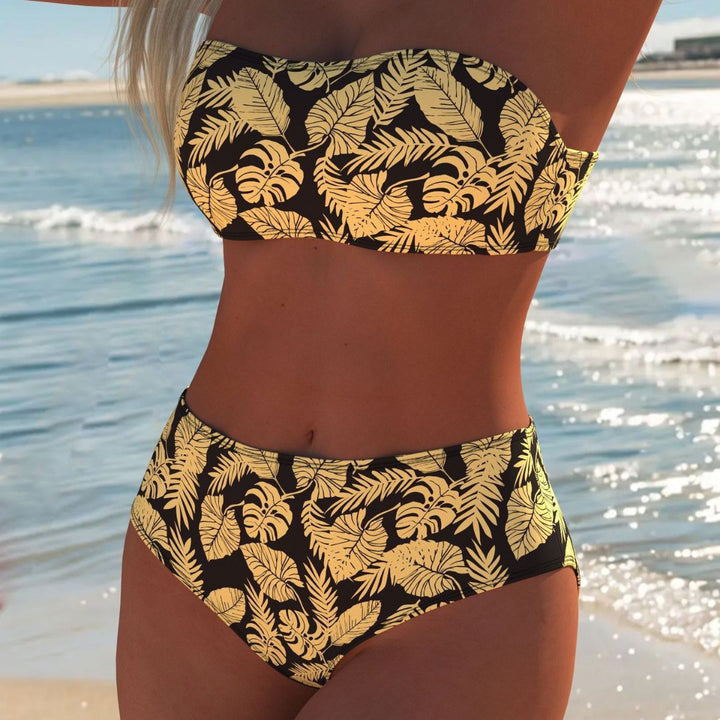 Damer bikini-set med modernt vågmönster och justerbara axelband Mirla-Eva Jonsson