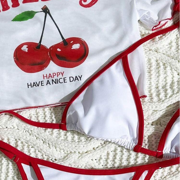 Damer bikinisett med kreativt kirsebærdesign Mirla-Eva Jonsson