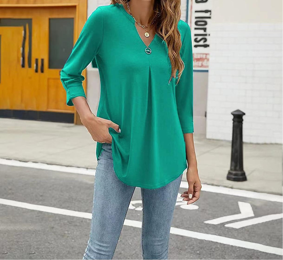 Damer blus med V-hals och eleganta detaljer Mirla-Eva Jonsson