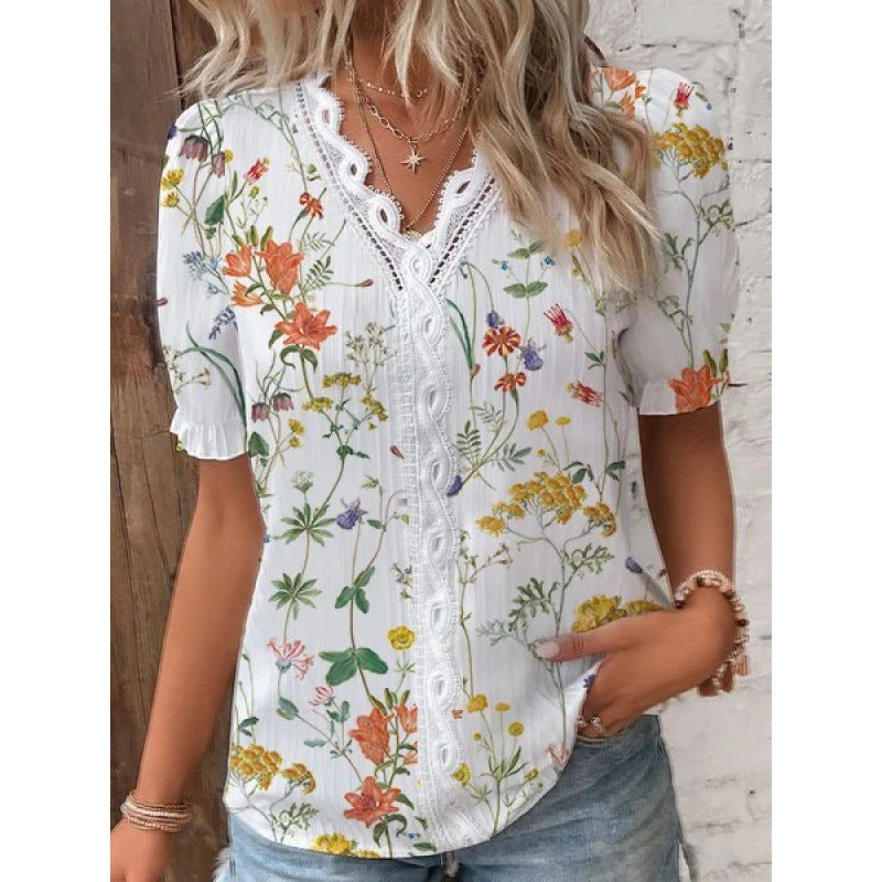 Damer blus med blomster mönster och spets detaljer Mirla-Eva Jonsson